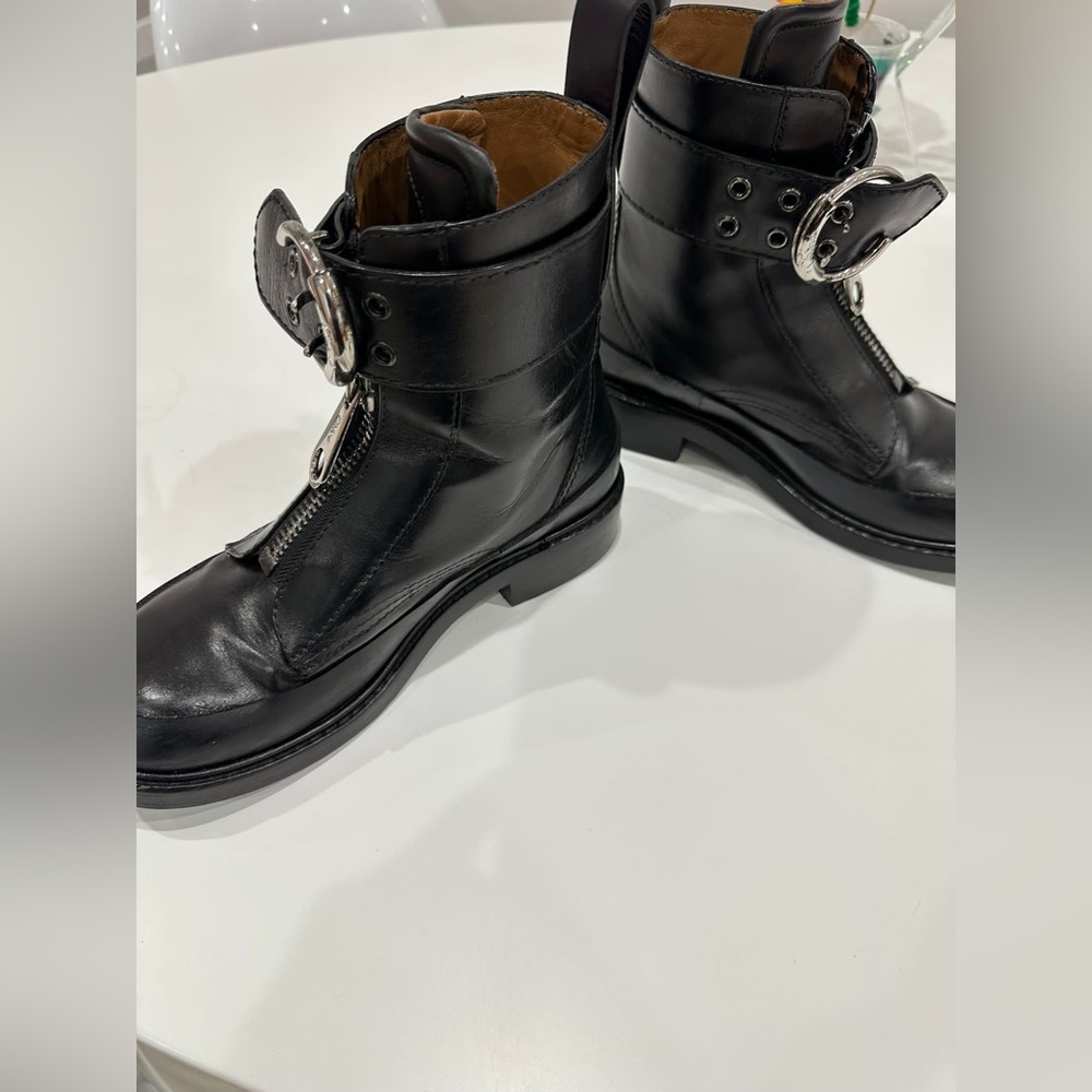 Chloé Roy buckled leather ankle boots